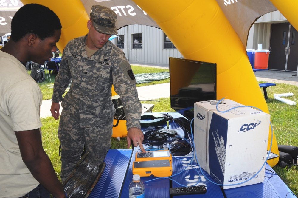 Grove City resident represents the Signal Corps at Army Reserve event