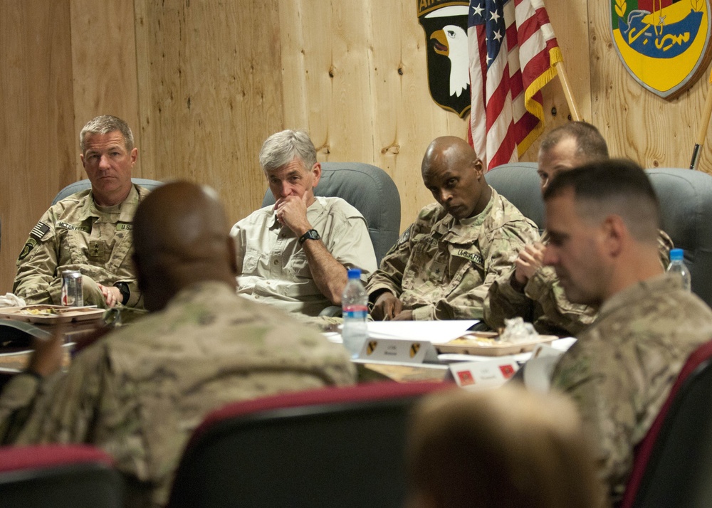 US Army secretary meets with Army leadership in Laghman province, Afghanistan