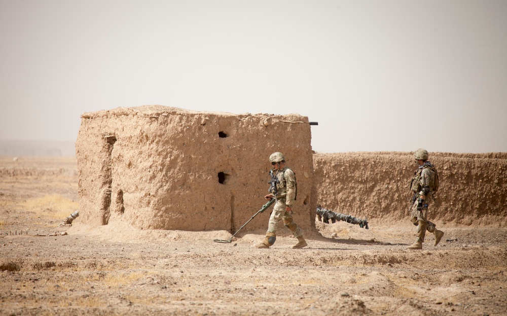 U.S. Marines and Georgian Army Soldiers Conduct Operation Northern Lion