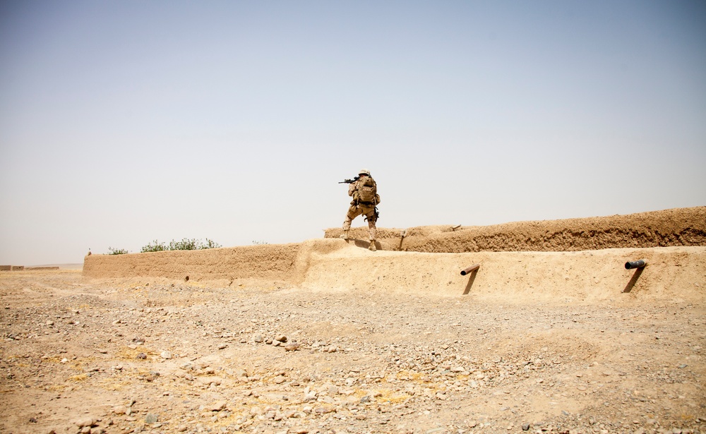 U.S. Marines and Georgian Army Soldiers Conduct Operation Northern Lion