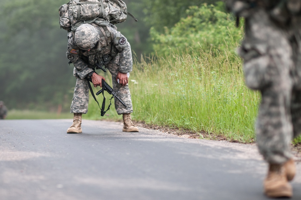 2013 US Army Reserve Best Warrior Competiton: 10km Ruck March