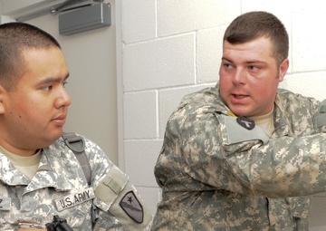 Texas Guardsmen train for MP mission