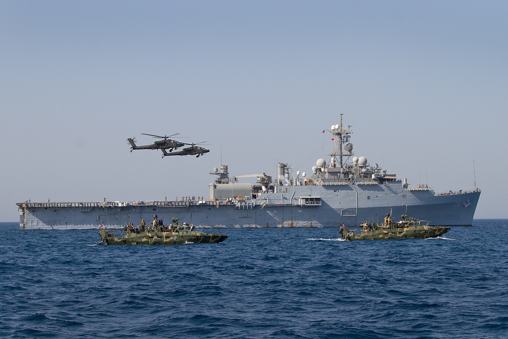 Joint Army-Navy operations in the Persian gulf