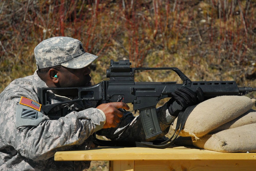 5 DOD Center soldiers earn German marksmanship awards