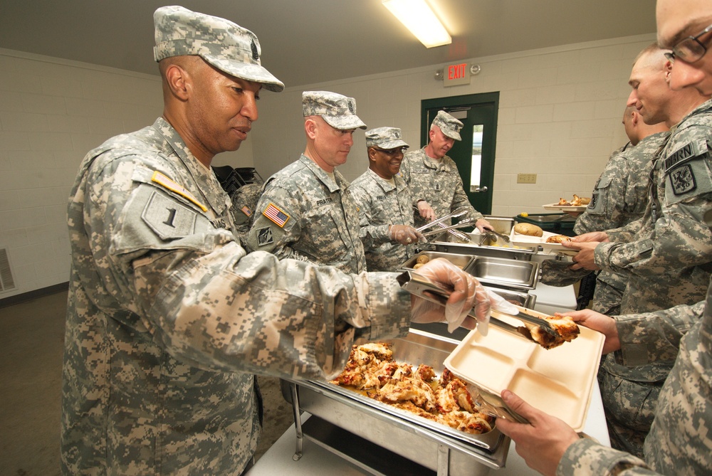 2013 Army Reserve Best Warrior Competition - Dinner is served