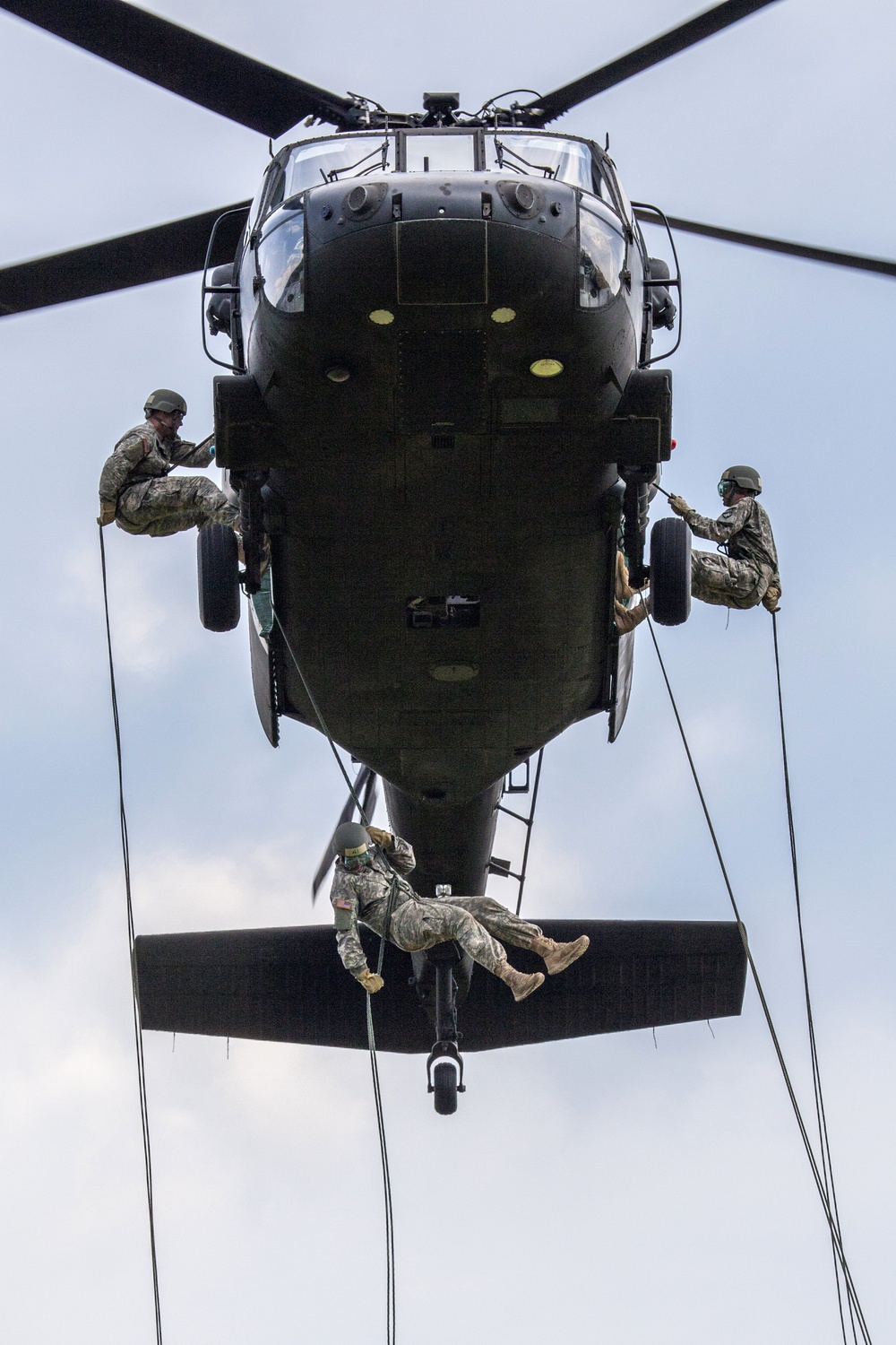 Cadets rappel from Guard Black Hawks