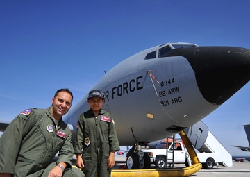 384th ARS continues Pilot for a Day, enriches young lives