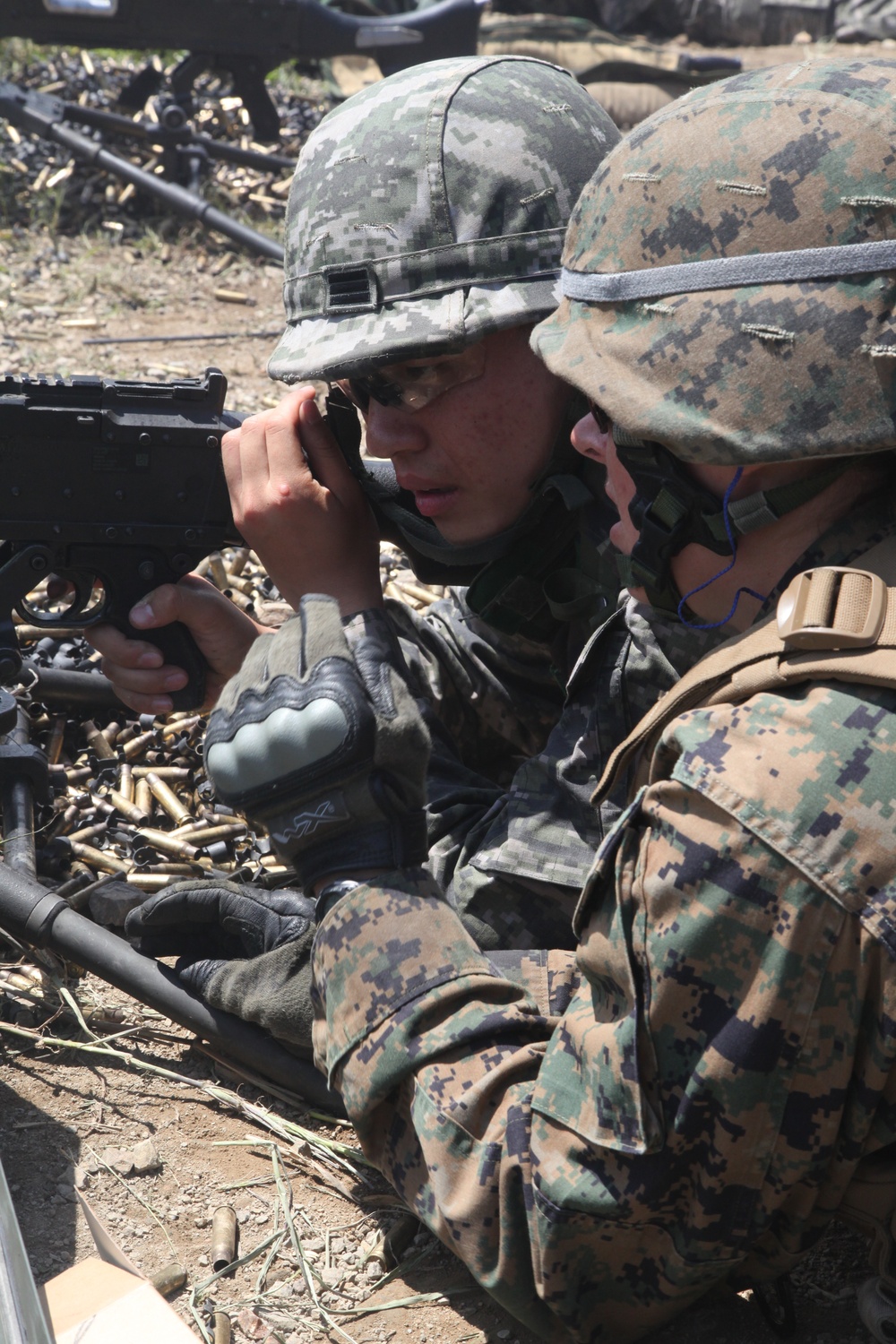 Weapons training benefits ROK, US Marines