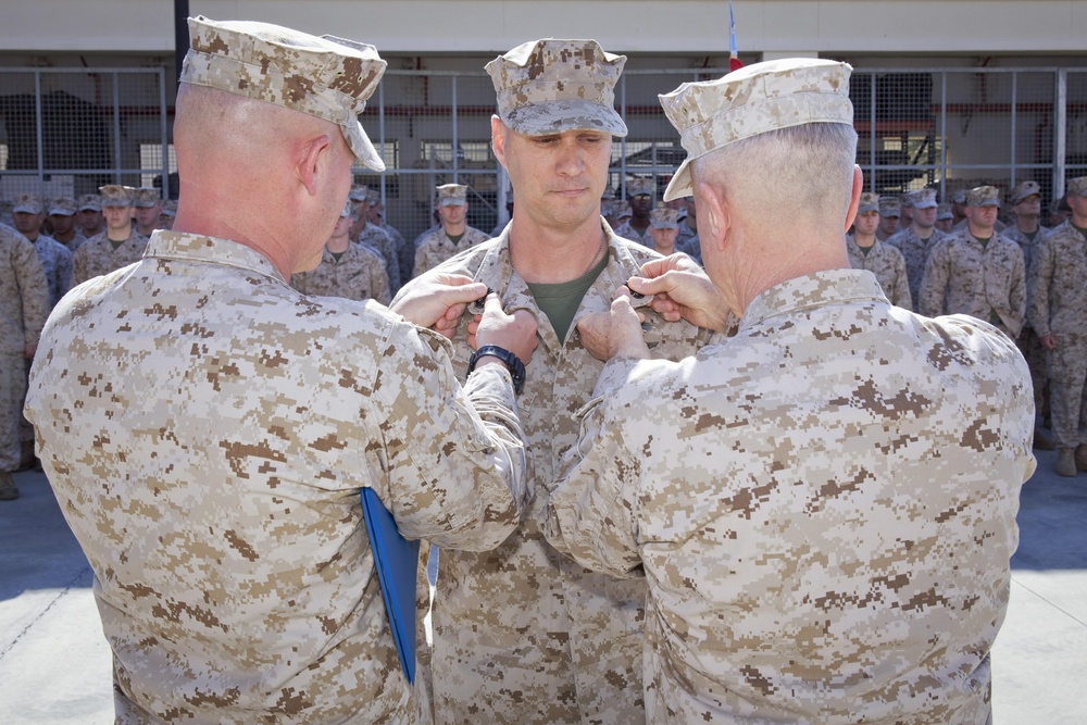 Senior Sailor promoted to master chief by Gen. Amos