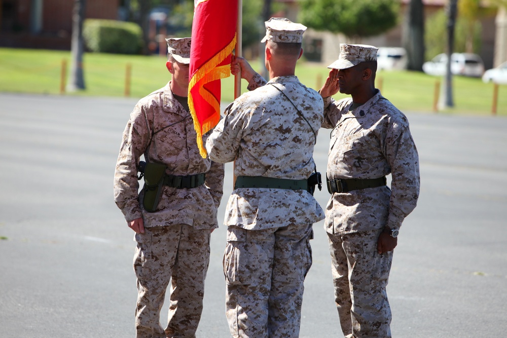 1st Maintenance Battalion receives new commanding officer