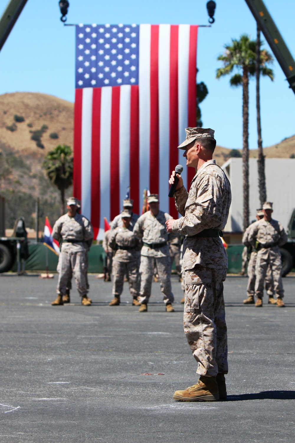 1st Maintenance Battalion receives new commanding officer