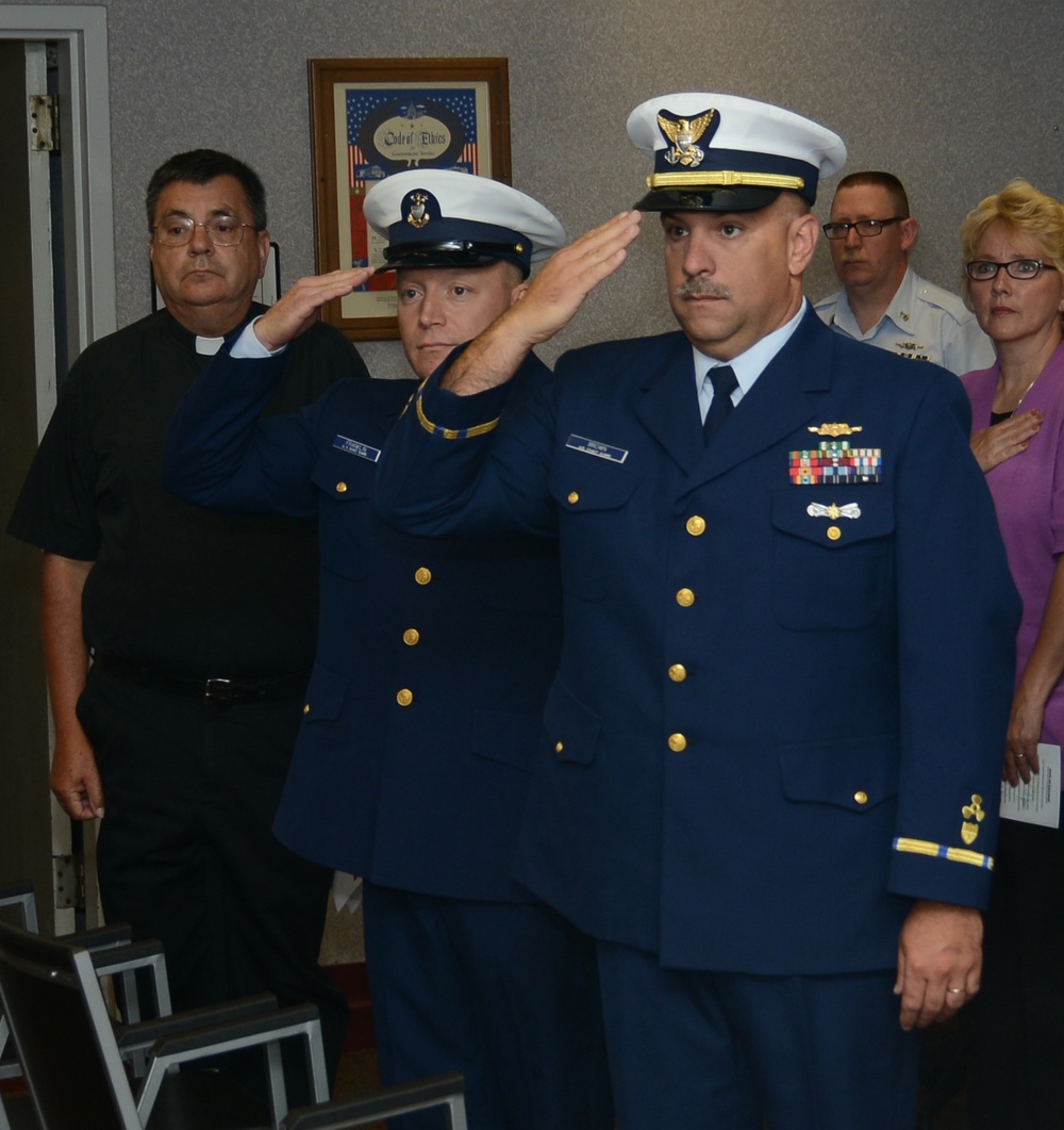 Master chief retires following 28 years of Coast Guard service