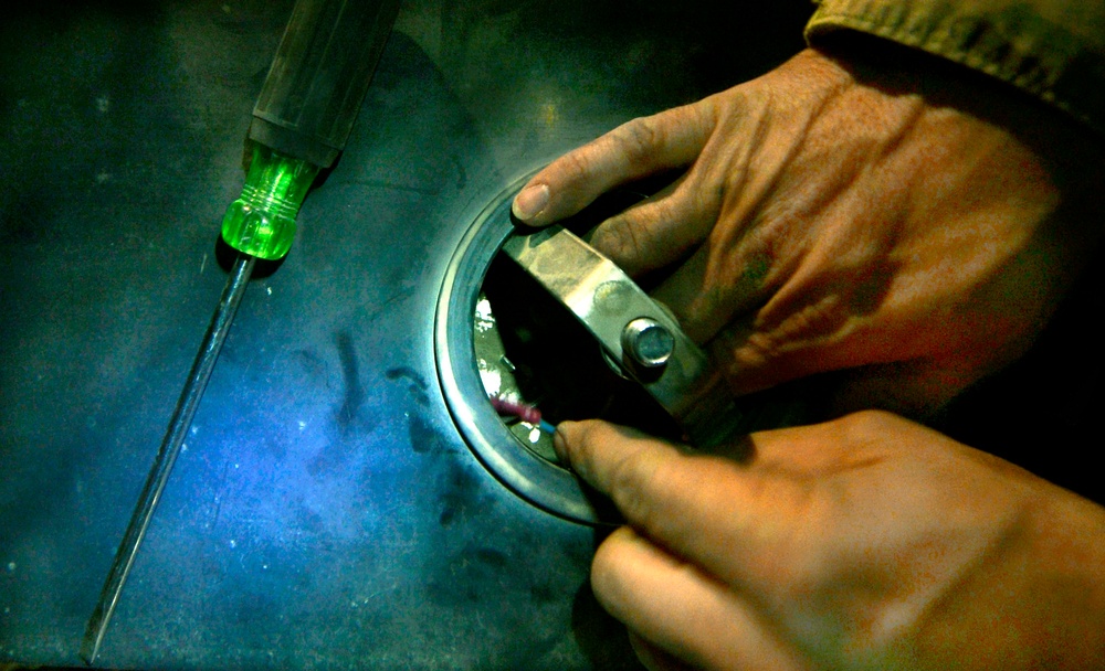 Electricians light up the flghtline