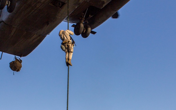 BLT 3/2 Fast Ropes aboard USS Kearsarge (LHD 3)