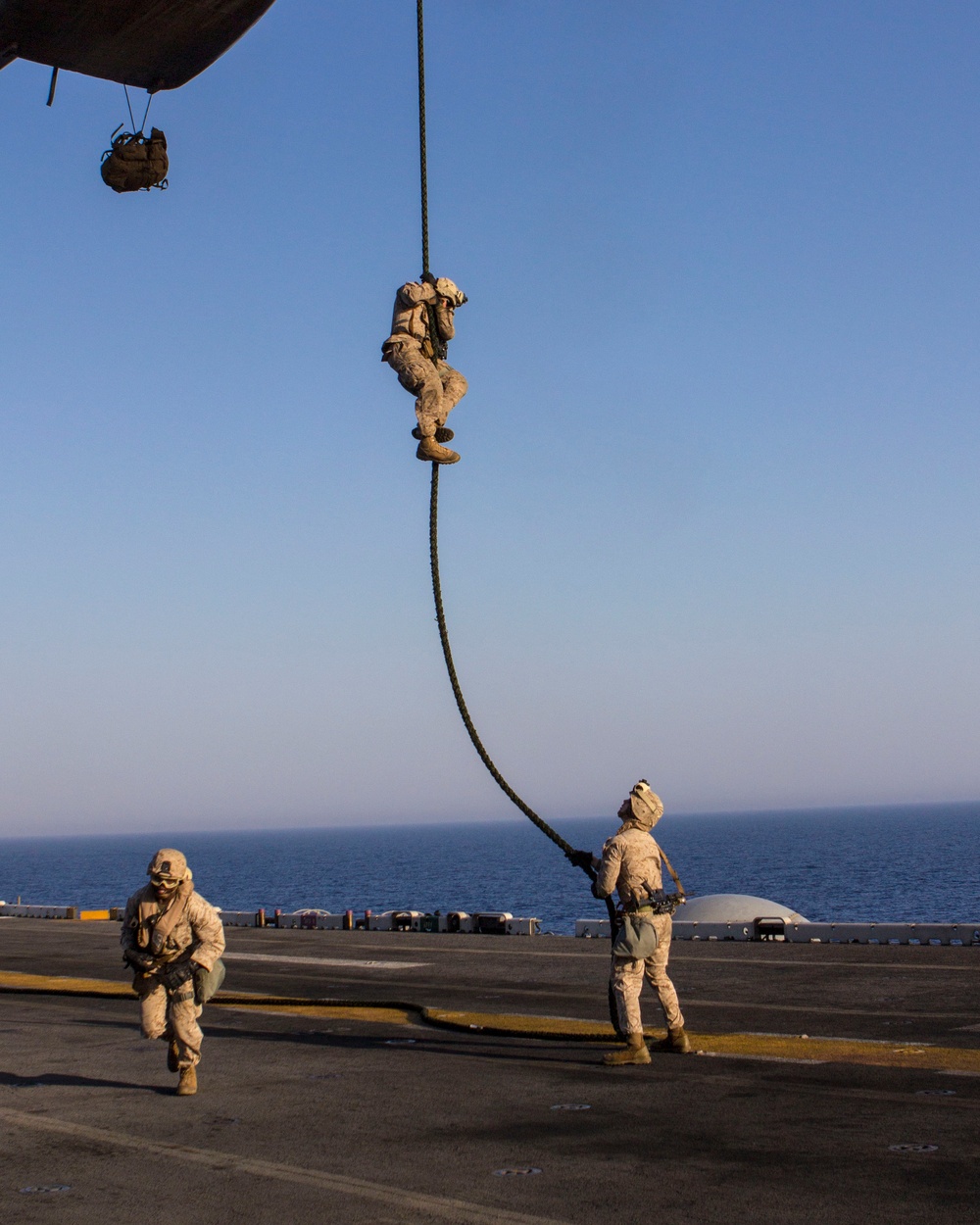 BLT 3/2 Fast Ropes aboard USS Kearsarge (LHD 3)