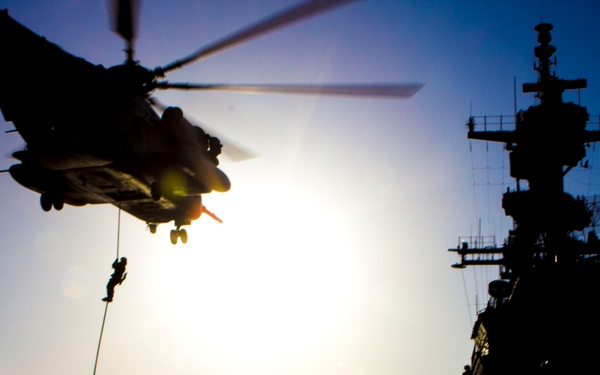 BLT 3/2 Fast Ropes aboard USS Kearsarge (LHD 3)