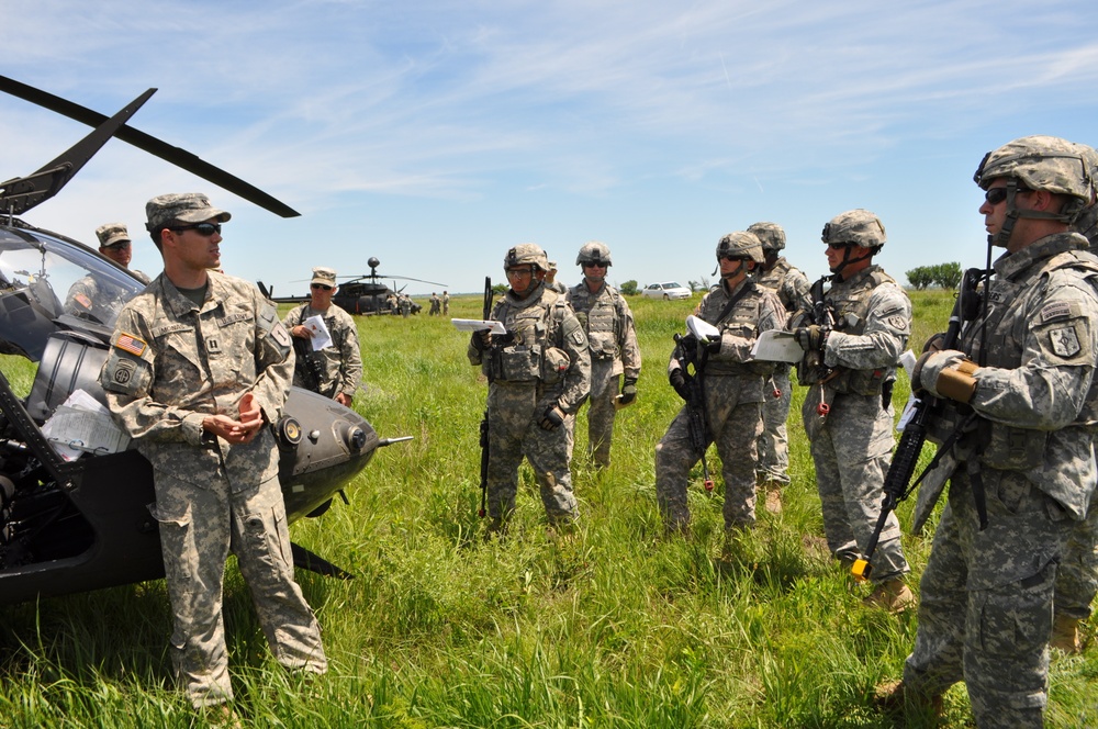 Army pilot trains others on air support