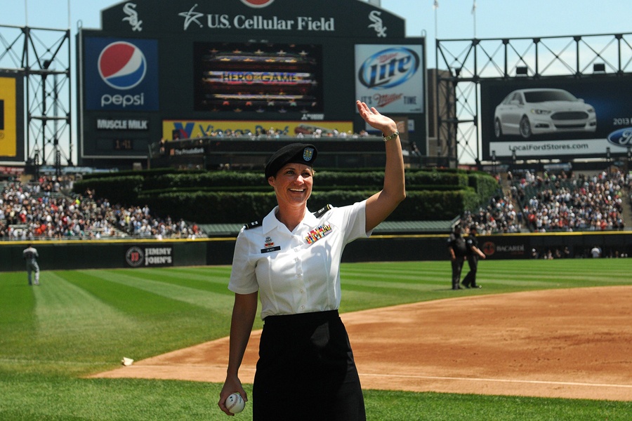Soldier recognized as Chicago White Sox 'Hero of the Game'