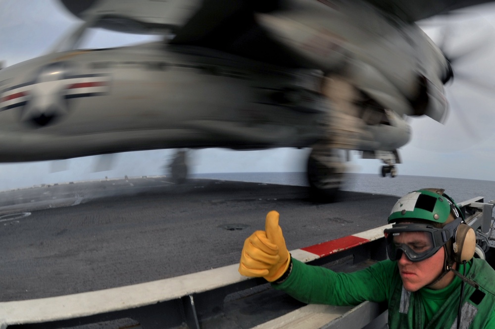 E-2C Hawkeye