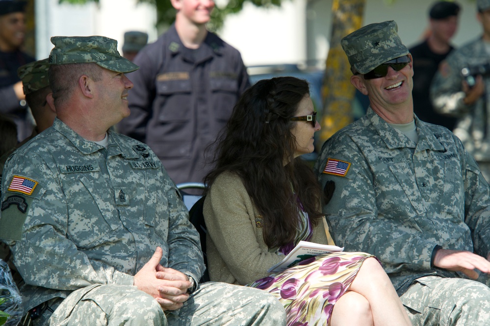 1-4 Change of Command