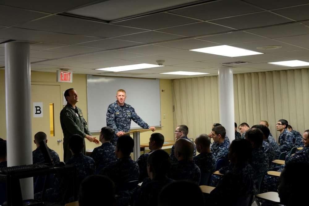Stennis sailors complete SAPR training