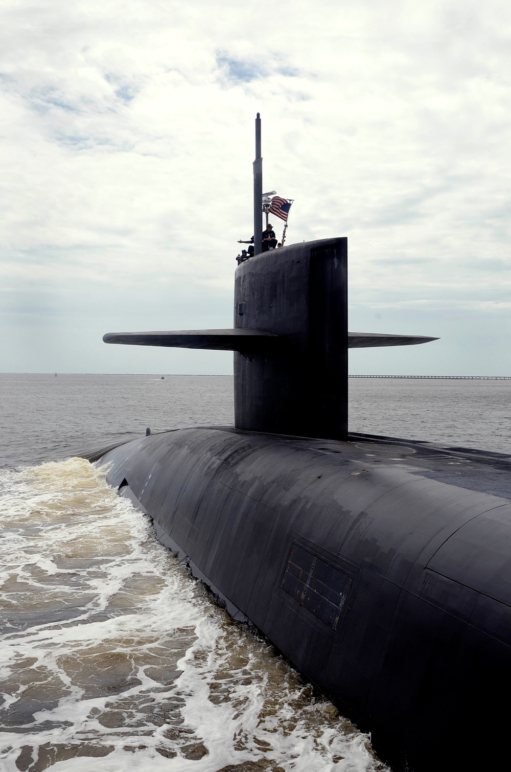 USS Tennessee departs for deployment