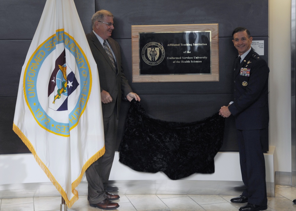 59th MDW USUHS plaque unveiling
