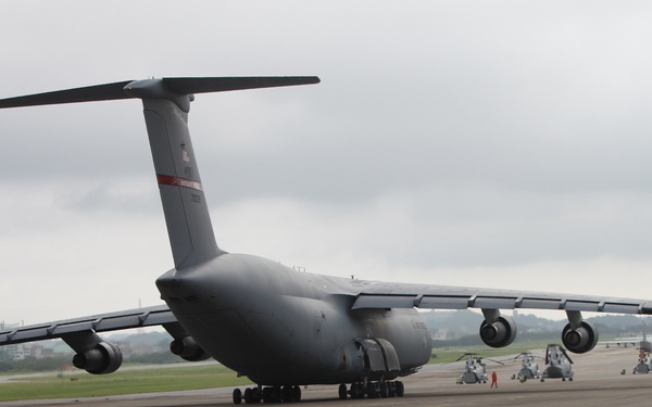 C-5 Galaxy Landing