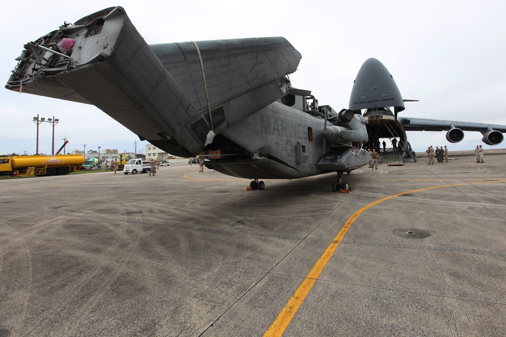 C-5 Galaxy Landing