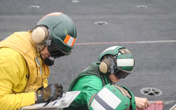 USS Nimitz flight deck action