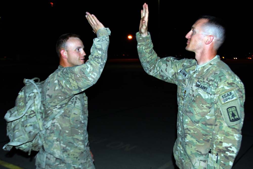 Wisconsin Guard engineer unit returns to US