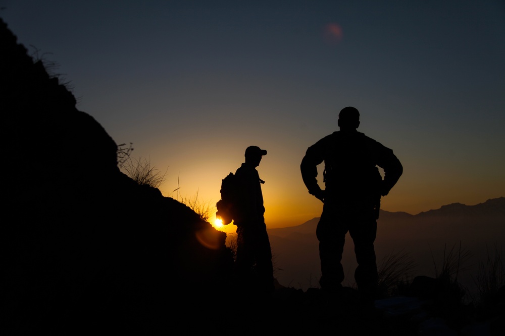 Climbing Ghar Mountain in Kabul province