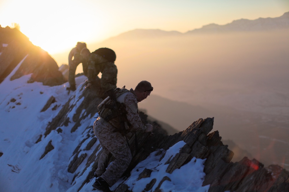 Climbing Ghar Mountain in Kabul province