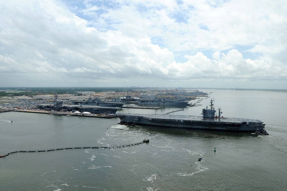 USS Dwight D. Eisenhower arrives at Naval Station Norfolk