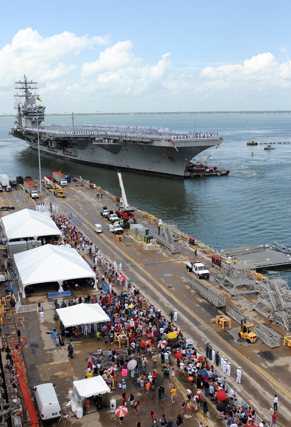 USS Dwight D. Eisenhower arrives at Naval Station Norfolk