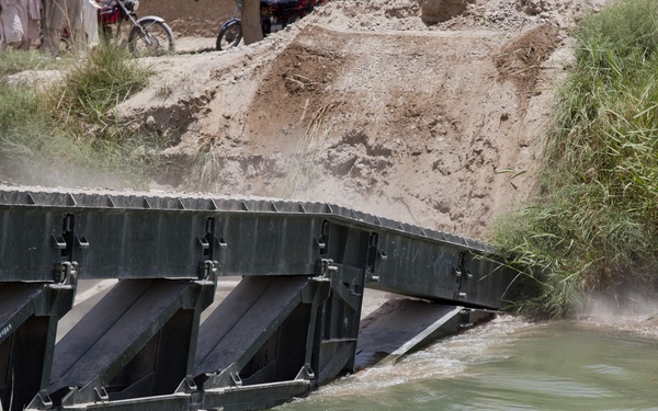 CLR-2 Removes a Bridge in Lashkar Gah
