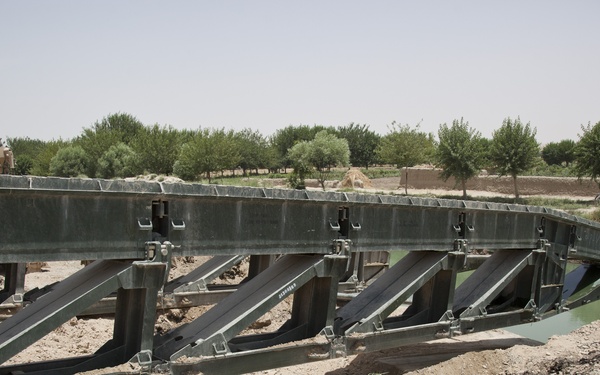 CLR-2 Removes a Bridge in Lashkar Gah