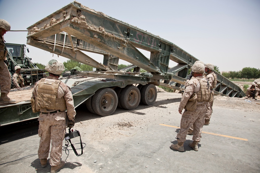 CLR-2 Removes a Bridge in Lashkar Gah