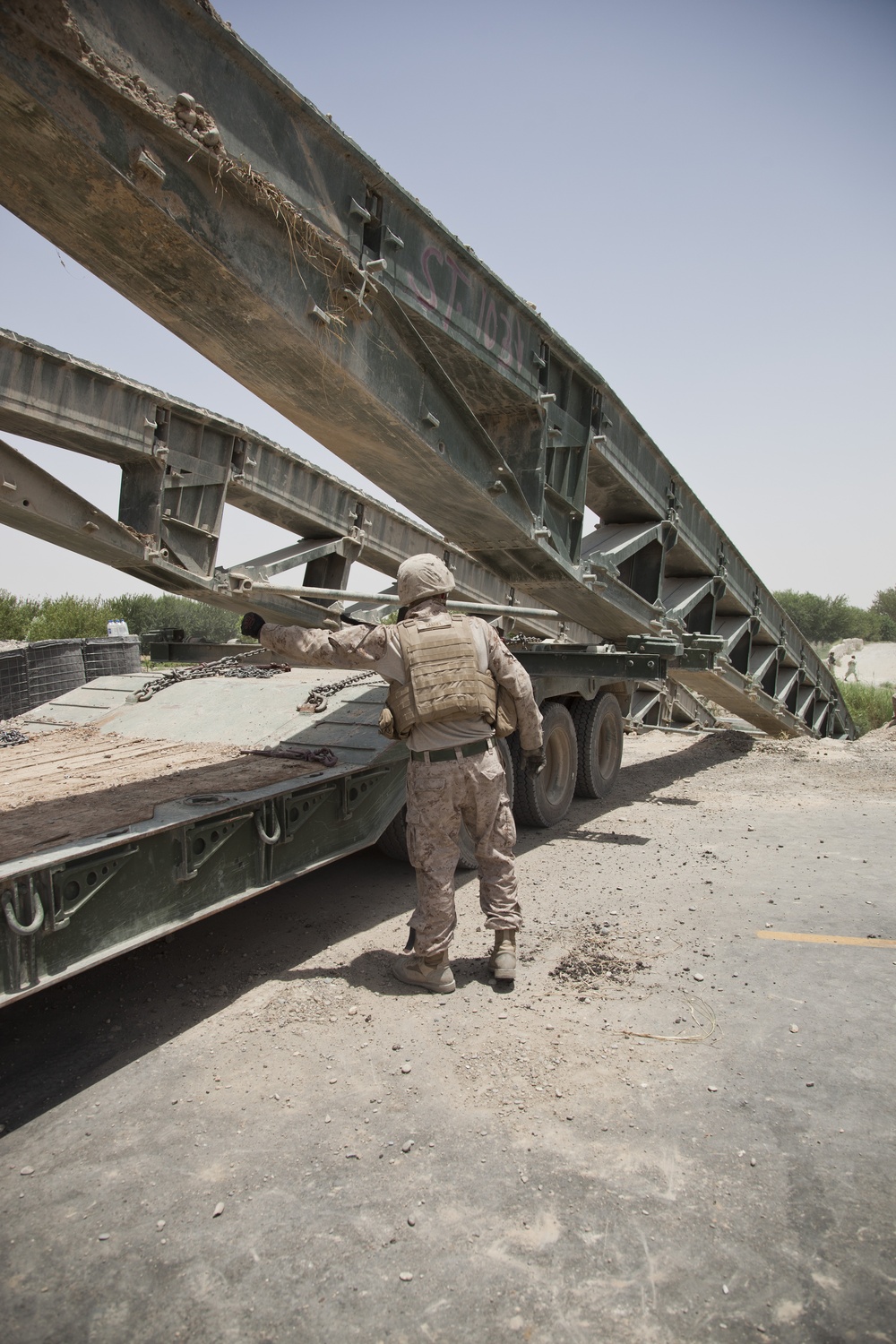 CLR-2 Removes a Bridge in Lashkar Gah