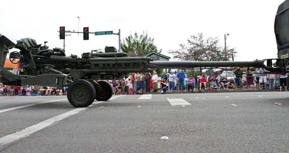 Thunderbolt soldiers serve as grand marshals in Fourth of July parade