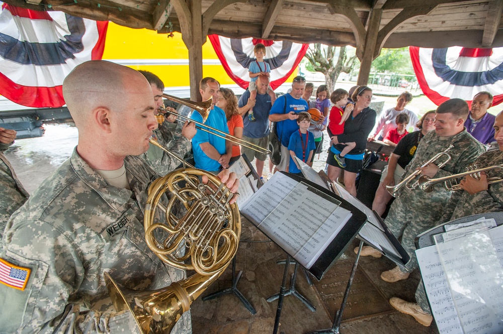 NC National Guard Band brings July Fourth tunes to Blowing Rock