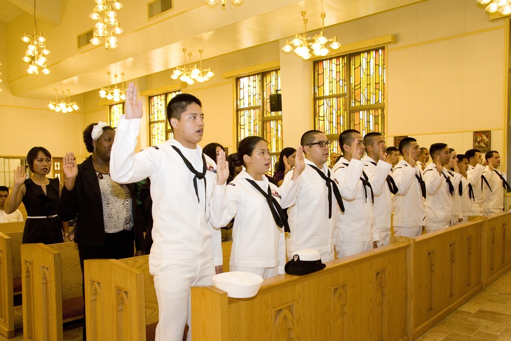 Sailors, civilians naturalized in ceremony at Chapel of Hope