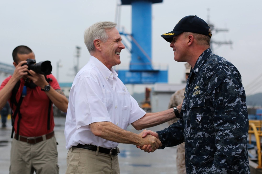 SECNAV visits USS Mustin sailors during tour of region