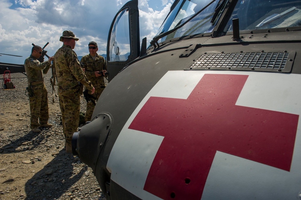 From ER to Black Hawk helicopter, Air Force nurse 'returns' to Army