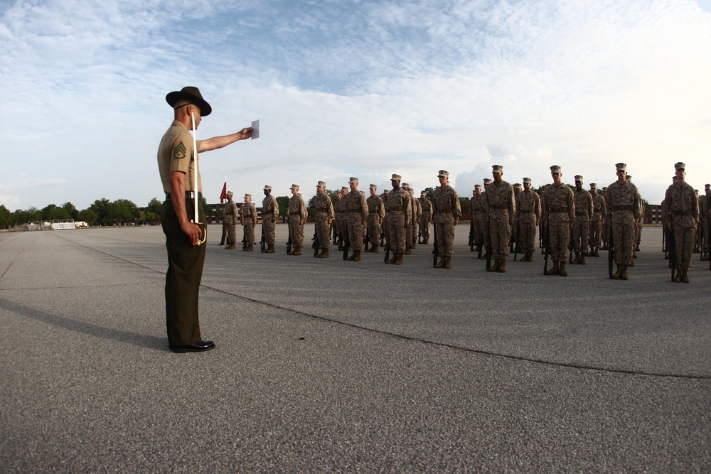 Parris Island recruits take first steps toward Marine Corps discipline with drill