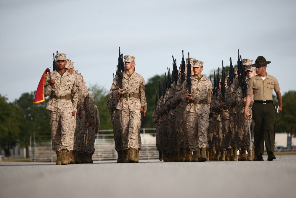 Parris Island recruits take first steps toward Marine Corps discipline with drill