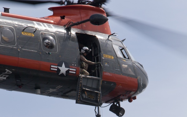 VMR-1 conducts mock mass search, rescue
