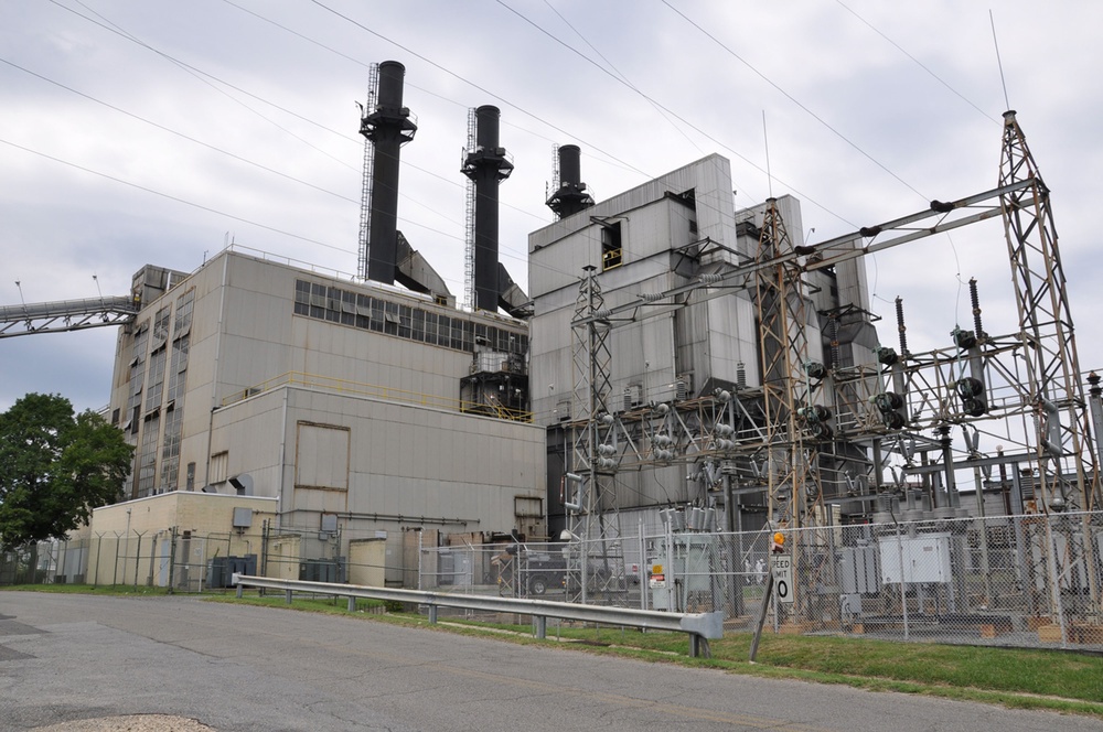 Navy's last coal-fired power facility