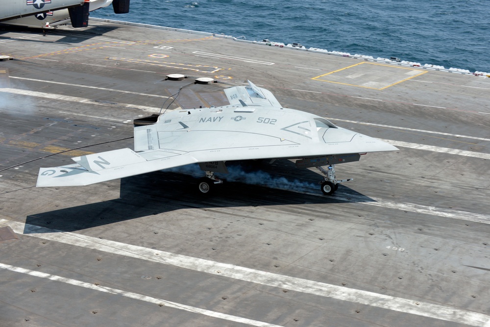 X-47B UCAS demonstrator makes successful landing at sea