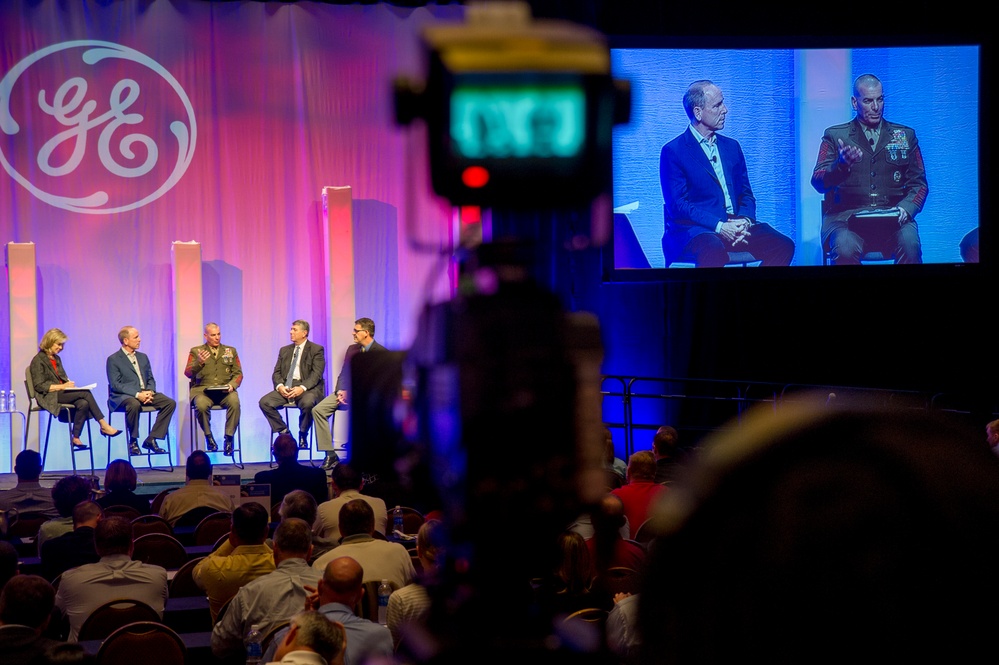 SEAC attends the General Electric Veterans Network 2013 Summit